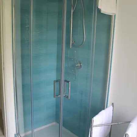 Domus Senior بومبيي